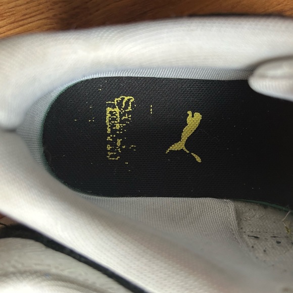 Puma Kids Sneakers in Black and Yellow - Picture 5 of 7